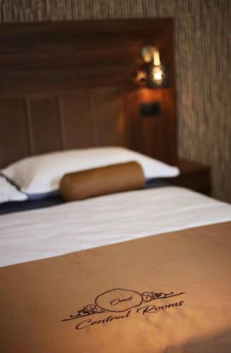 Central Luxury Rooms Omis Bagian luar foto